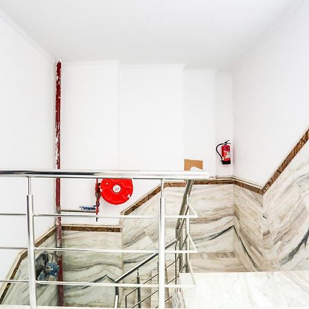 Hotel O Anchal Dx New Delhi Exterior foto