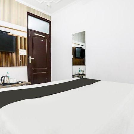 Hotel O Anchal Dx New Delhi Exterior foto